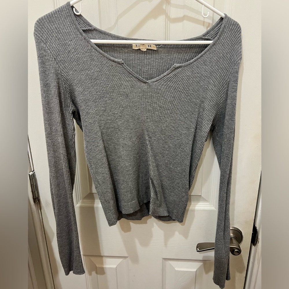 Gray ribbed long sleeve